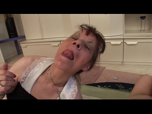 ❤️ Дві бабусі та один дідусь мають трійку Секс-відео у нас uk.kutjeporno.ru ❌️❤